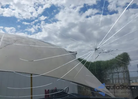 1999 Jeep Grand Cherokee Laredo из США, поврежденный, VIN 1J4G258S5XC601631